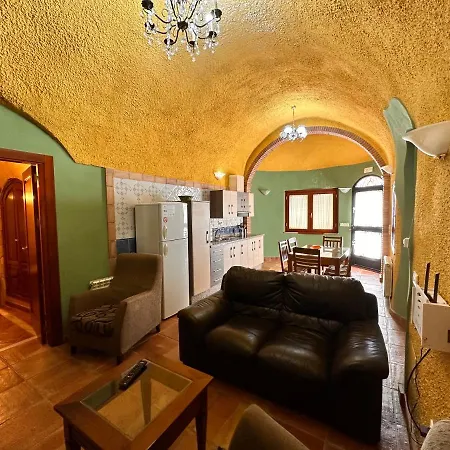 Apartment Cuevas La Granja Benalua de Guadix