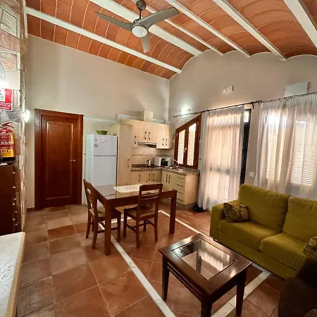 Apartment Cuevas La Granja Benalua de Guadix