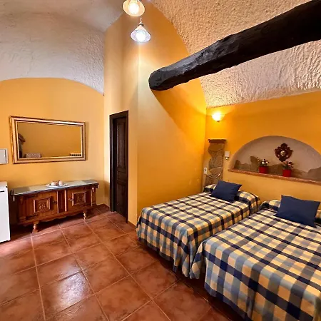 Apartment Cuevas La Granja