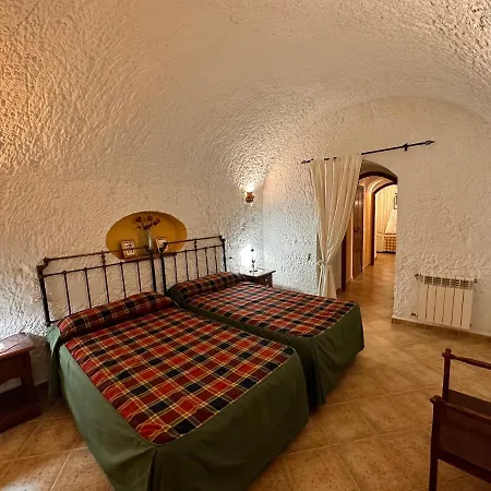 Apartment Cuevas La Granja Benalua de Guadix